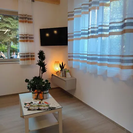 Pasithea House Semesterbostad *